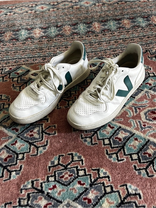 Veja Shoes - Veja V10